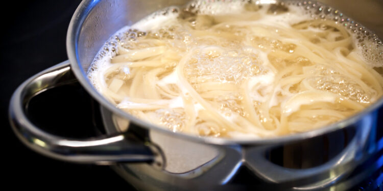 Why save the boiled water of pasta?