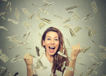 Woman called off her wedding when she found out her boyfriend was a millionaire