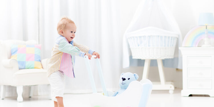 When should a baby start walking?