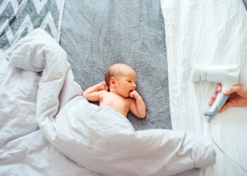 White noise for babies: Benefits and Side-Effects