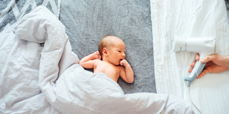 White noise for babies: Benefits and Side-Effects