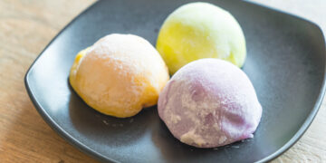 The easy way to make mochi balls