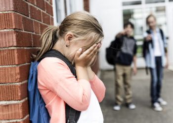 Ways to help your daughter deal with mean girls in school